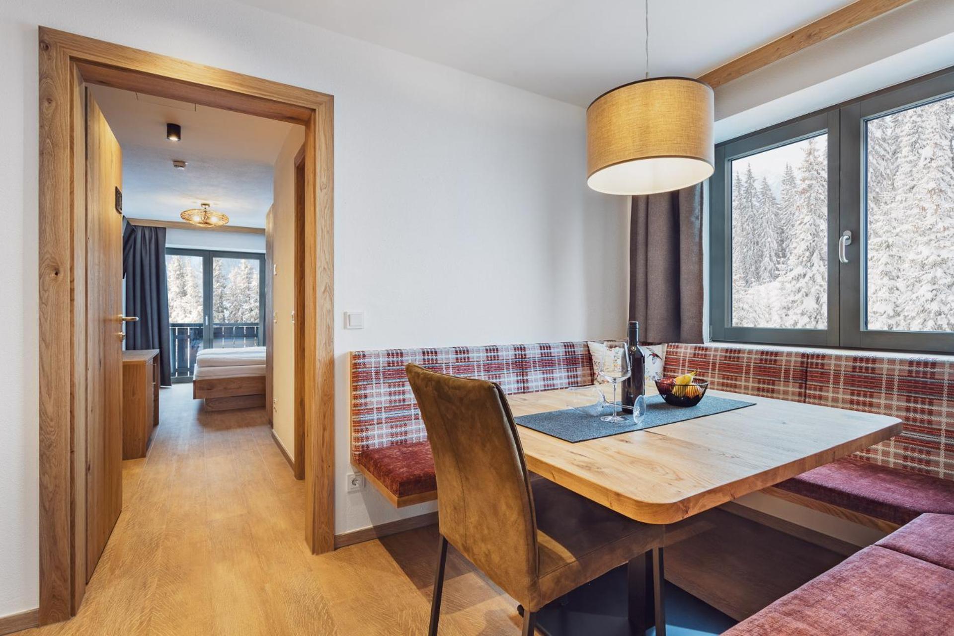 Hotel Bad Neunbrunnen Am Waldsee - Non Halal マイスホーフェン エクステリア 写真