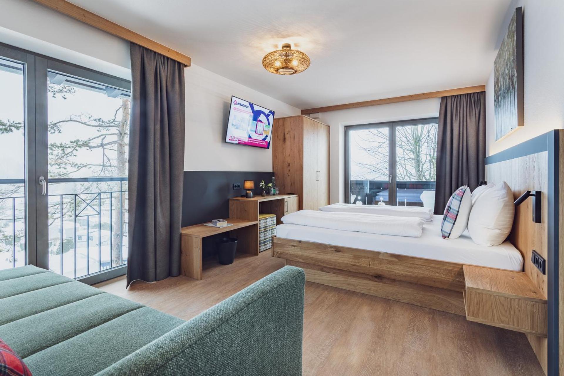 Hotel Bad Neunbrunnen Am Waldsee - Non Halal マイスホーフェン エクステリア 写真